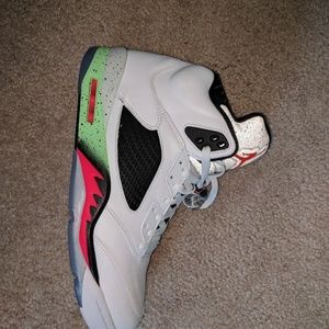 Air Jordan Retro 5 (Poison)